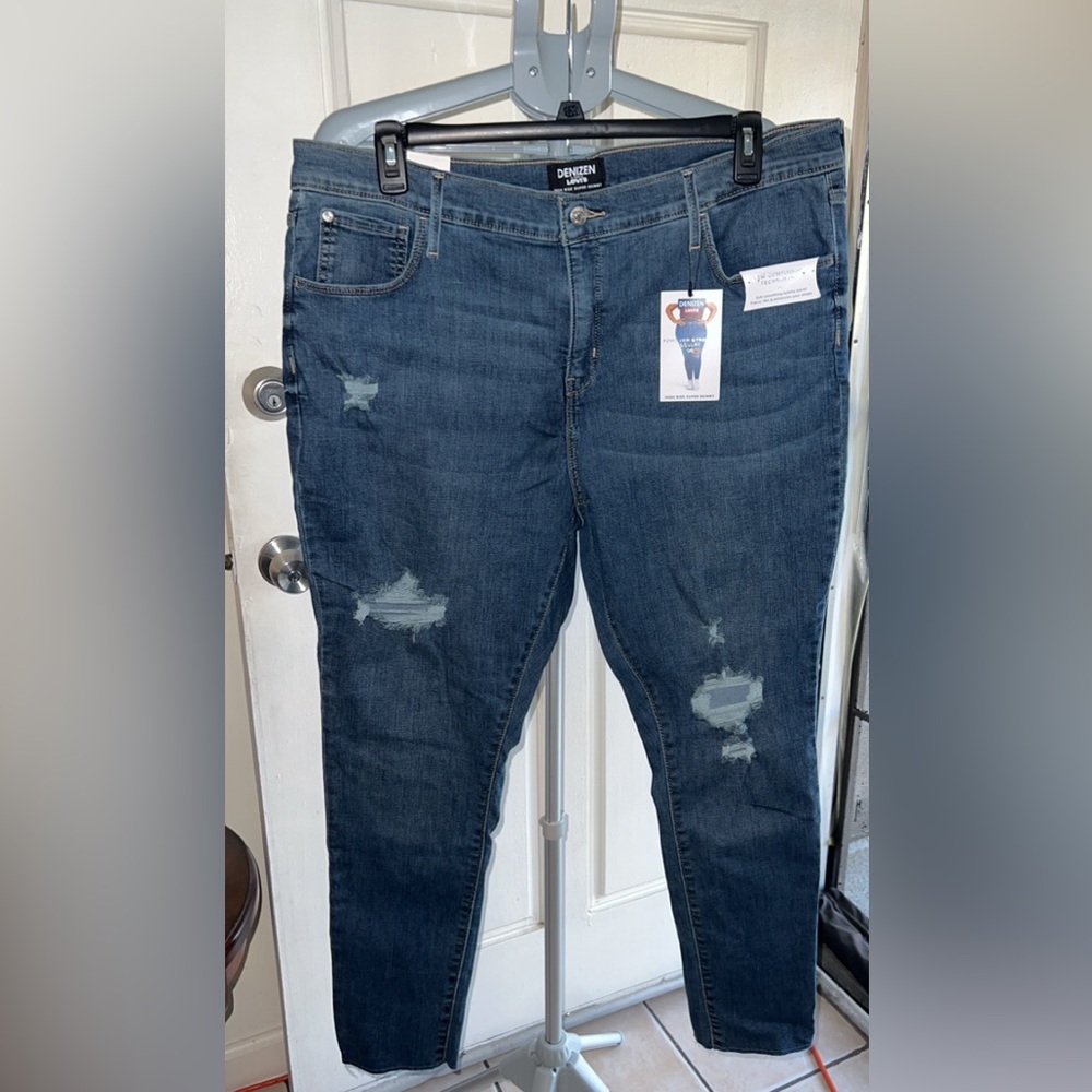 Levi’s - Women's High Rise Super Skinny Jeans - Blue - Picture 7 of 8